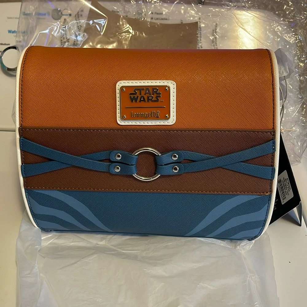SDCC Loungefly 2022 Star Wars Clone Wars Exclusive Ashoka Tano Crossbody Bag